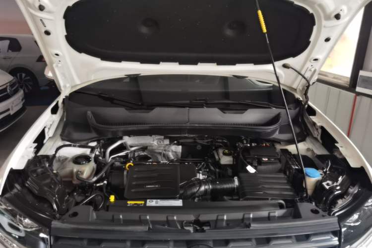 Used Volkswagen Tacqua 2020 1.5L Automatic Yue Engine Bay