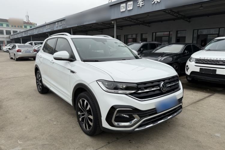 Used Volkswagen Tacqua 2020 1.5L Automatic R-Line Exterior 2