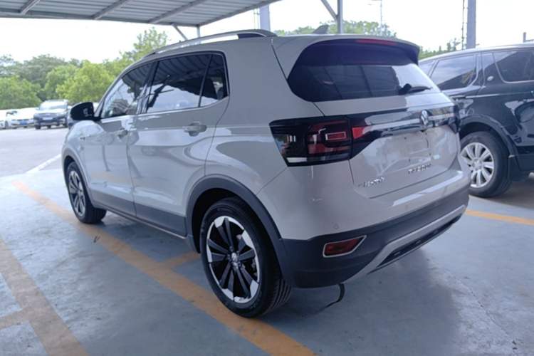 Used Volkswagen Tacqua 2020 1.5L Automatic Yue Exterior 2
