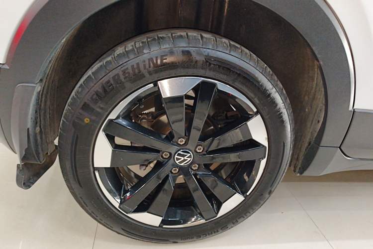 Used Volkswagen Tacqua 2020 1.5L Automatic Yue Exterior 5