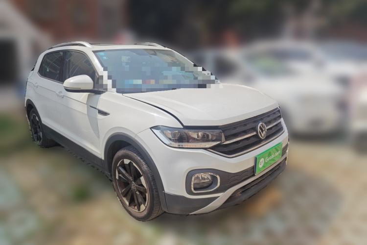 Used Volkswagen Tacqua 2020 1.5L Automatic Yue Front Right 45 Deg
