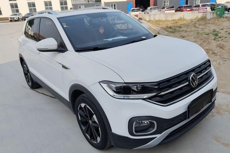 Used Volkswagen Tacqua 2020 1.5L Automatic Yue Front Right 45 Deg