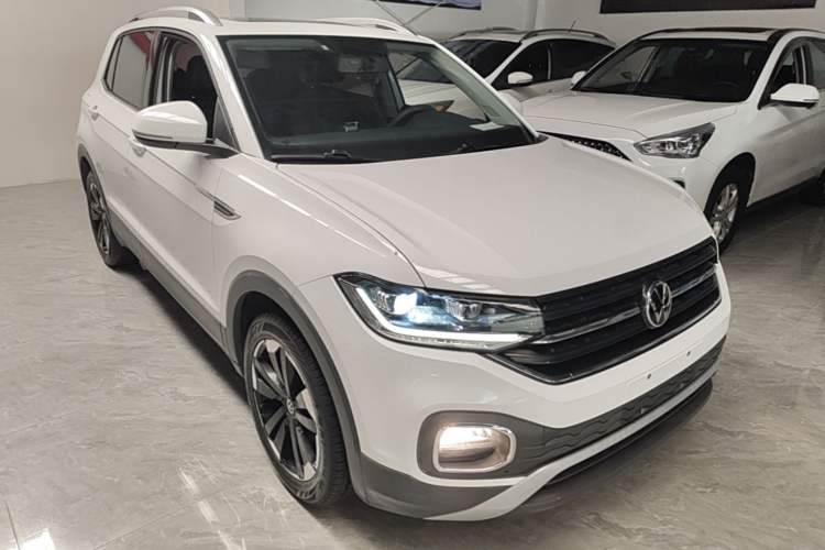 Used Volkswagen Tacqua 2020 1.5L Automatic Yue Front Right 45 Deg