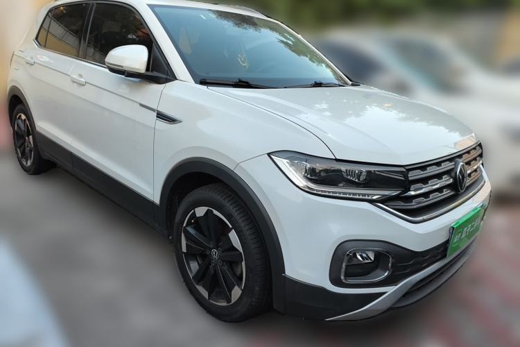 Used Volkswagen Tacqua 2020 1.5L Automatic Yue Front Right 45 Deg