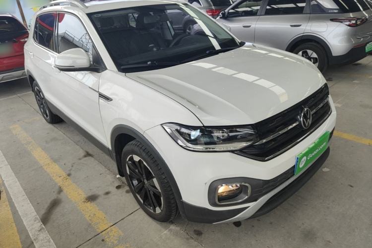 Used Volkswagen Tacqua 2020 1.5L Automatic Yue Front Right 45 Deg