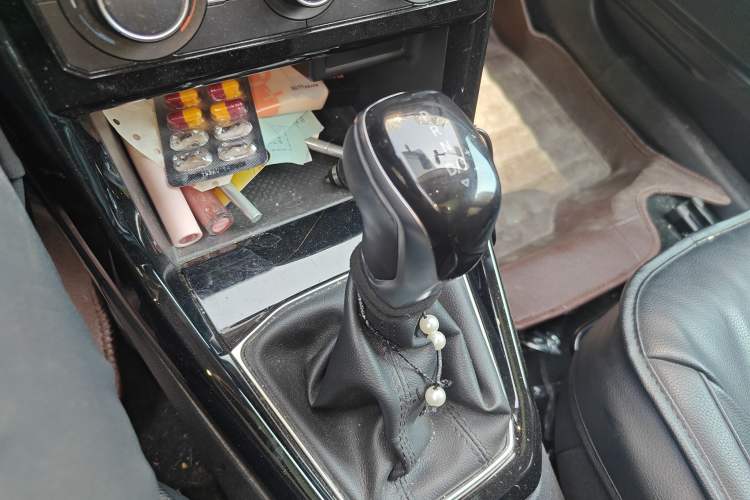 Used Volkswagen Tacqua 2020 1.5L Automatic Yue Gear Lever