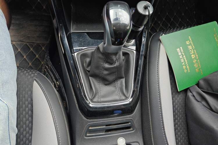 Used Volkswagen Tacqua 2020 1.5L Automatic Yue Gear Lever