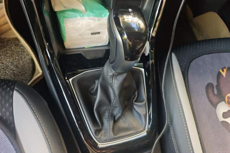 Used Volkswagen Tacqua 2020 1.5L Automatic Yue Gear Lever
