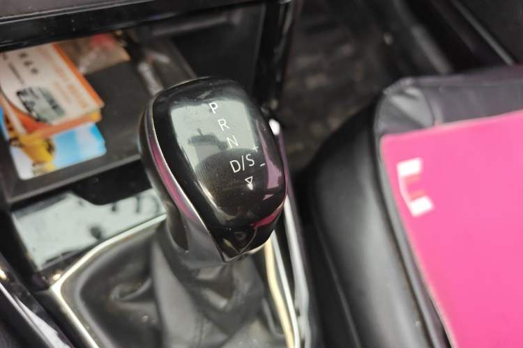 Used Volkswagen Tacqua 2020 1.5L Automatic Yue Gear Lever