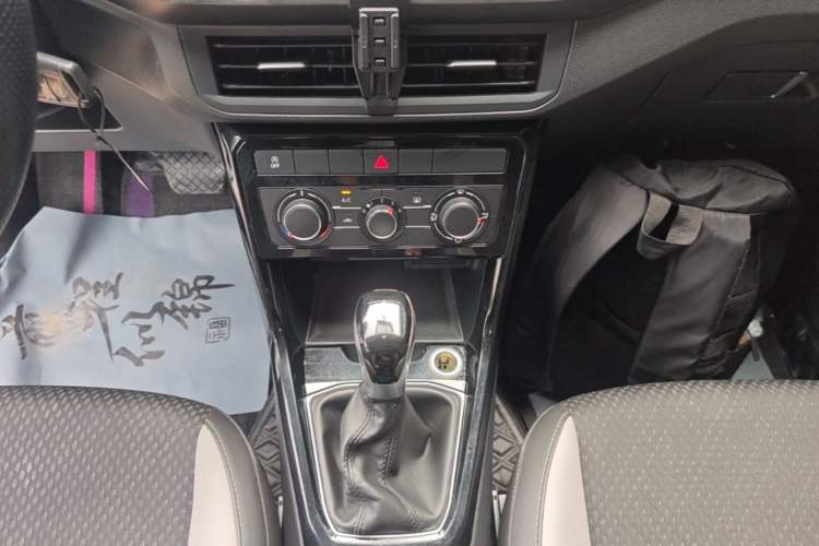 Used Volkswagen Tacqua 2020 1.5L Automatic Yue Gear Lever
