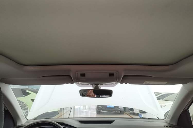 Used Volkswagen Tacqua 2020 280TSI DSG EnjoyPro Headliner