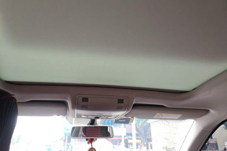 Used Volkswagen Tacqua 2020 1.5L Automatic Yue Headliner