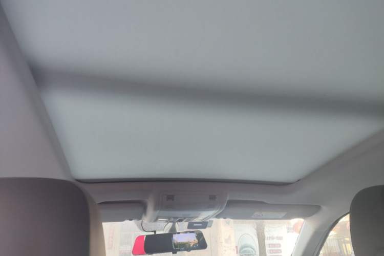 Used Volkswagen Tacqua 2020 1.5L Automatic Yue Headliner