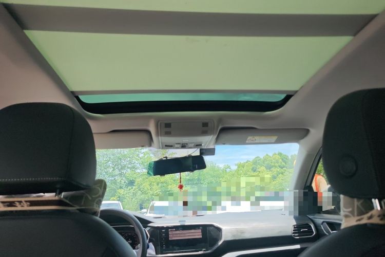 Used Volkswagen Tacqua 2020 1.5L Automatic Yue Headliner