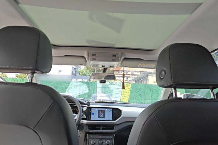 Used Volkswagen Tacqua 2020 1.5L Automatic Yue Headliner
