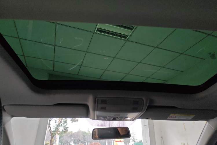 Used Volkswagen Tacqua 2020 1.5L Automatic Yue Headliner