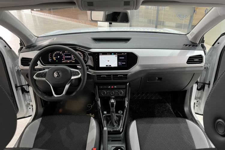 Used Volkswagen Tacqua 2020 280TSI DSG R-Line Interior 1