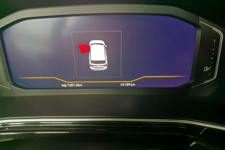 Used Volkswagen Tacqua 2020 1.5L Automatic Yue Interior 1
