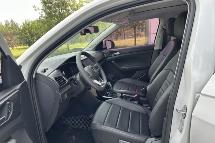 Used Volkswagen Tacqua 2020 1.5L Automatic Yue Interior 5
