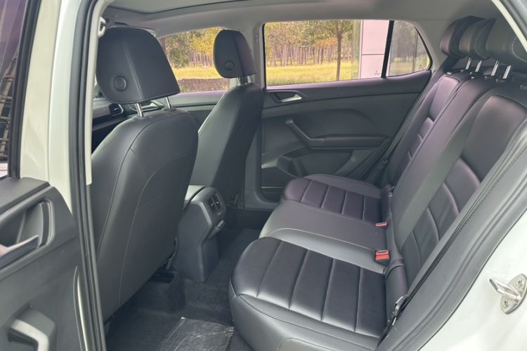 Used Volkswagen Tacqua 2020 1.5L Automatic Yue Interior 6
