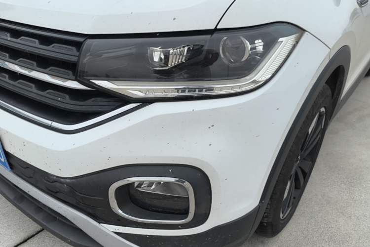 Used Volkswagen Tacqua 2020 1.5L Automatic Yue Left Front Headlight