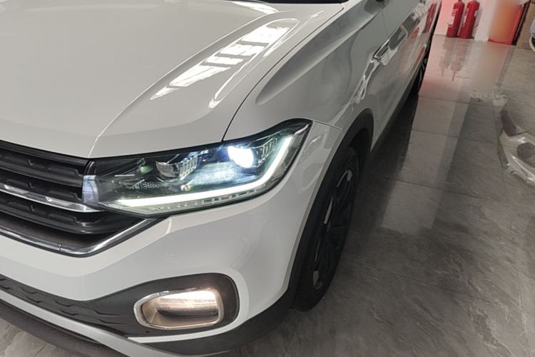 Used Volkswagen Tacqua 2020 1.5L Automatic Yue Left Front Headlight