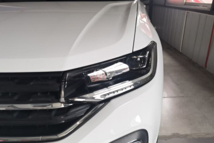 Used Volkswagen Tacqua 2020 1.5L Automatic Yue Left Front Headlight