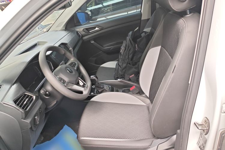 Used Volkswagen Tacqua 2020 280TSI DSG R-Line Left Front Seat