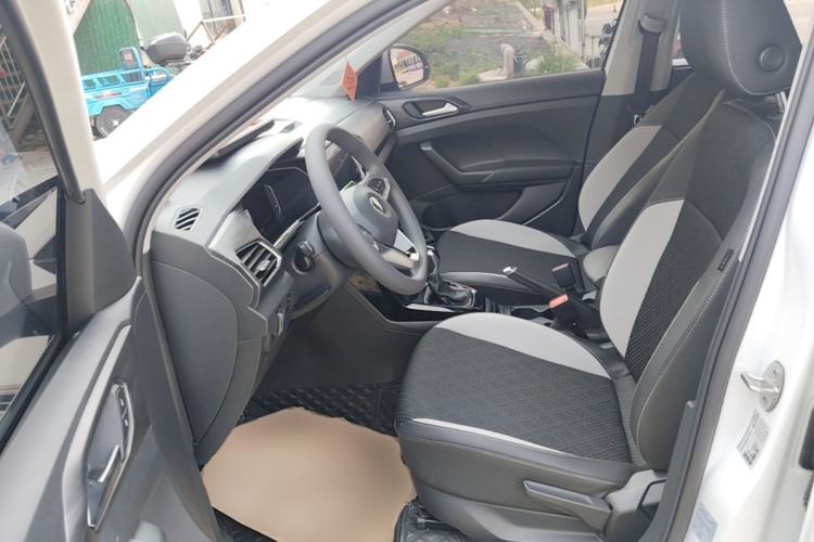 Used Volkswagen Tacqua 2020 1.5L Automatic Yue Left Front Seat