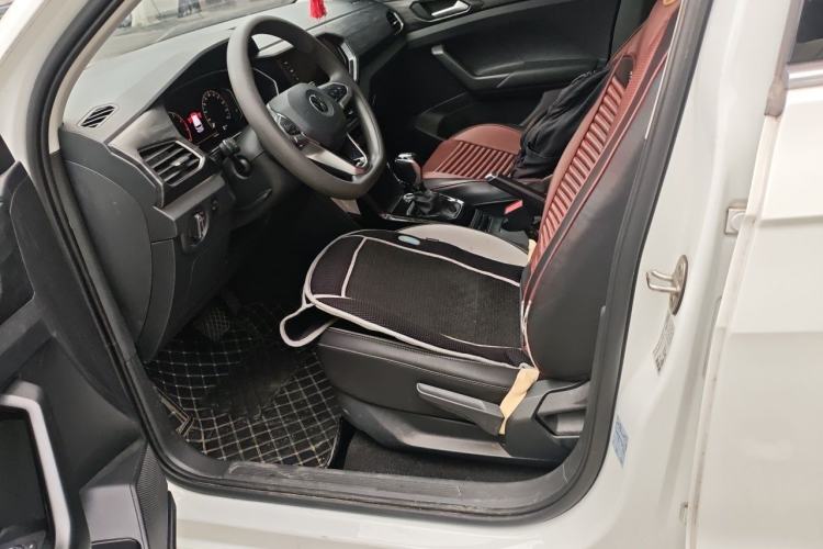 Used Volkswagen Tacqua 2020 1.5L Automatic Yue Left Front Seat