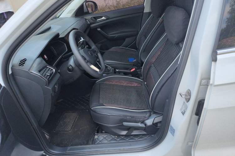Used Volkswagen Tacqua 2020 1.5L Automatic Yue Left Front Seat