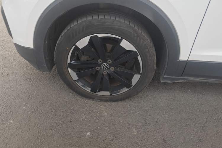 Used Volkswagen Tacqua 2020 1.5L Automatic Yue Left Front Wheel Hub