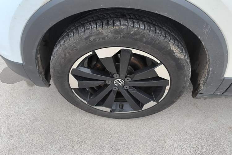Used Volkswagen Tacqua 2020 1.5L Automatic Yue Left Front Wheel Hub