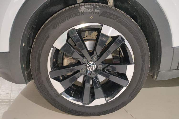 Used Volkswagen Tacqua 2020 1.5L Automatic Yue Left Front Wheel Hub