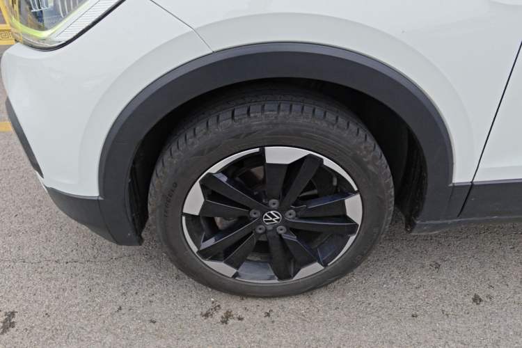 Used Volkswagen Tacqua 2020 1.5L Automatic Yue Left Front Wheel Hub