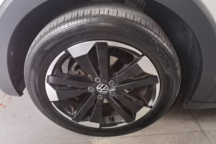 Used Volkswagen Tacqua 2020 1.5L Automatic Yue Left Front Wheel Hub