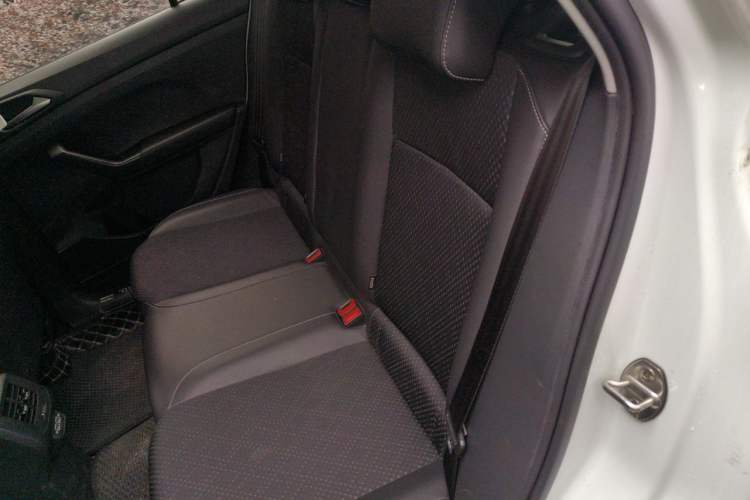 Used Volkswagen Tacqua 2020 1.5L Automatic Yue Left Rear Seat