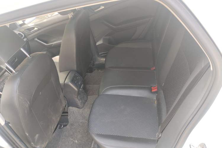 Used Volkswagen Tacqua 2020 1.5L Automatic Yue Left Rear Seat