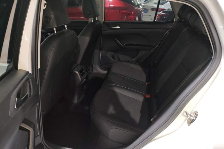 Used Volkswagen Tacqua 2020 1.5L Automatic Yue Left Rear Seat