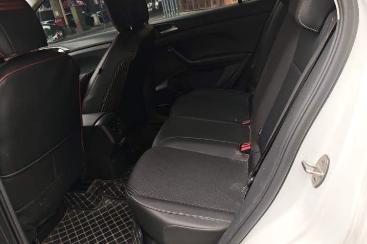 Used Volkswagen Tacqua 2020 1.5L Automatic Yue Left Rear Seat