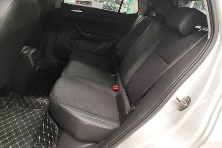 Used Volkswagen Tacqua 2020 1.5L Automatic Yue Left Rear Seat