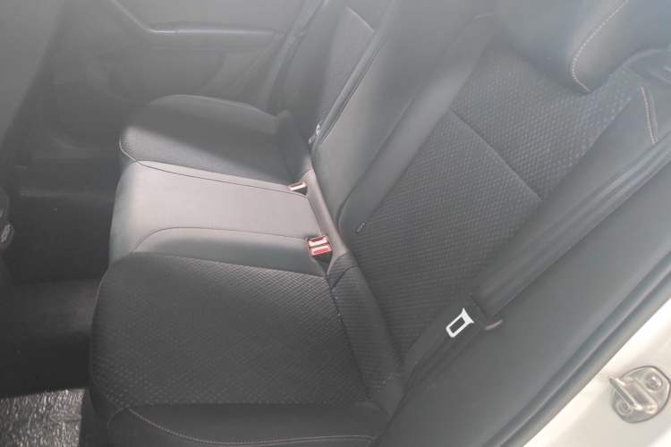 Used Volkswagen Tacqua 2020 1.5L Automatic Yue Left Rear Seat