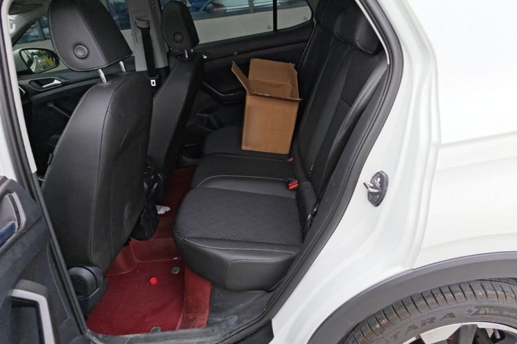 Used Volkswagen Tacqua 2020 1.5L Automatic Yue Left Rear Seat