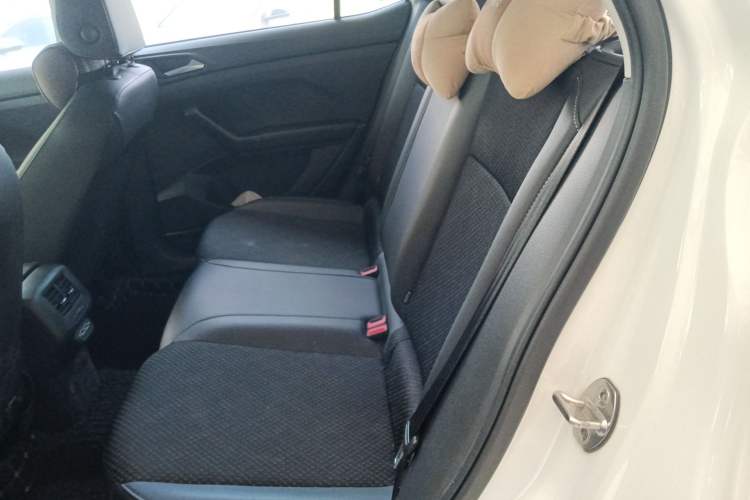 Used Volkswagen Tacqua 2020 1.5L Automatic Yue Left Rear Seat
