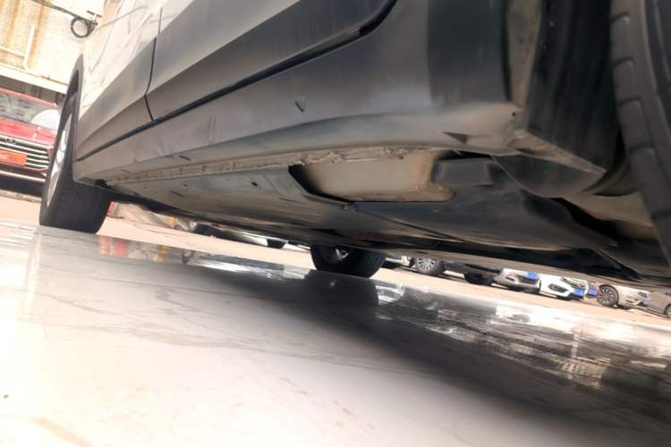 Used Volkswagen Tacqua 2020 1.5L Automatic Shang Left Side Sill