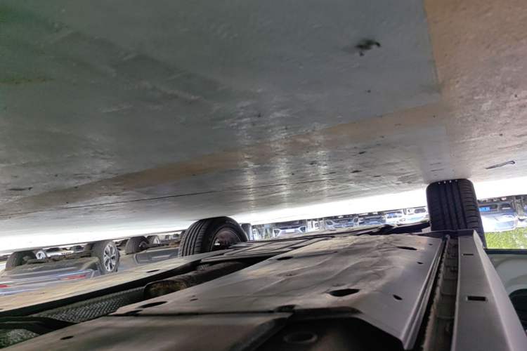 Used Volkswagen Tacqua 2020 1.5L Automatic Yue Left Side Sill