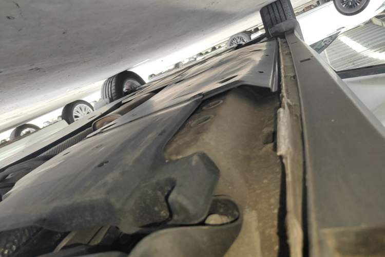 Used Volkswagen Tacqua 2020 1.5L Automatic Yue Left Side Sill