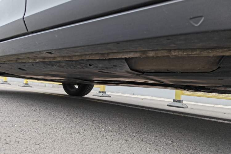 Used Volkswagen Tacqua 2020 1.5L Automatic Yue Left Side Sill