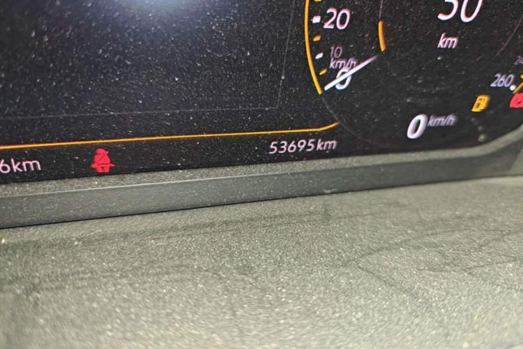 Used Volkswagen Tacqua 2020 280TSI Starry Limited Edition Odometer Close Up