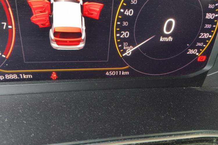 Used Volkswagen Tacqua 2020 280TSI DSG EnjoyPro Odometer Close Up